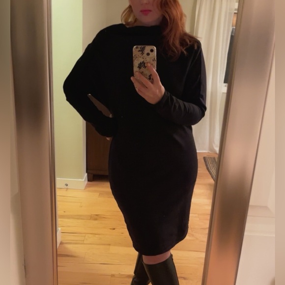 MarcellaModa / Marcella NYC  zip sleeve sweatshirt dress - Picture 4 of 5